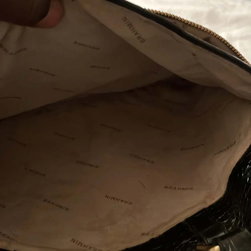 Brahmin bag. - Picture 4 of 13